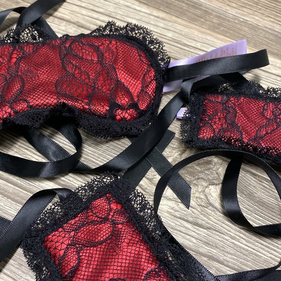 SAVAGE X FENTY blindfold & ties - Picture 2 of 6